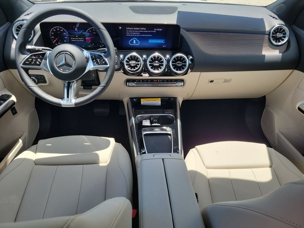 New 2026 Polar White Mercedes-Benz GLA 250 image 13