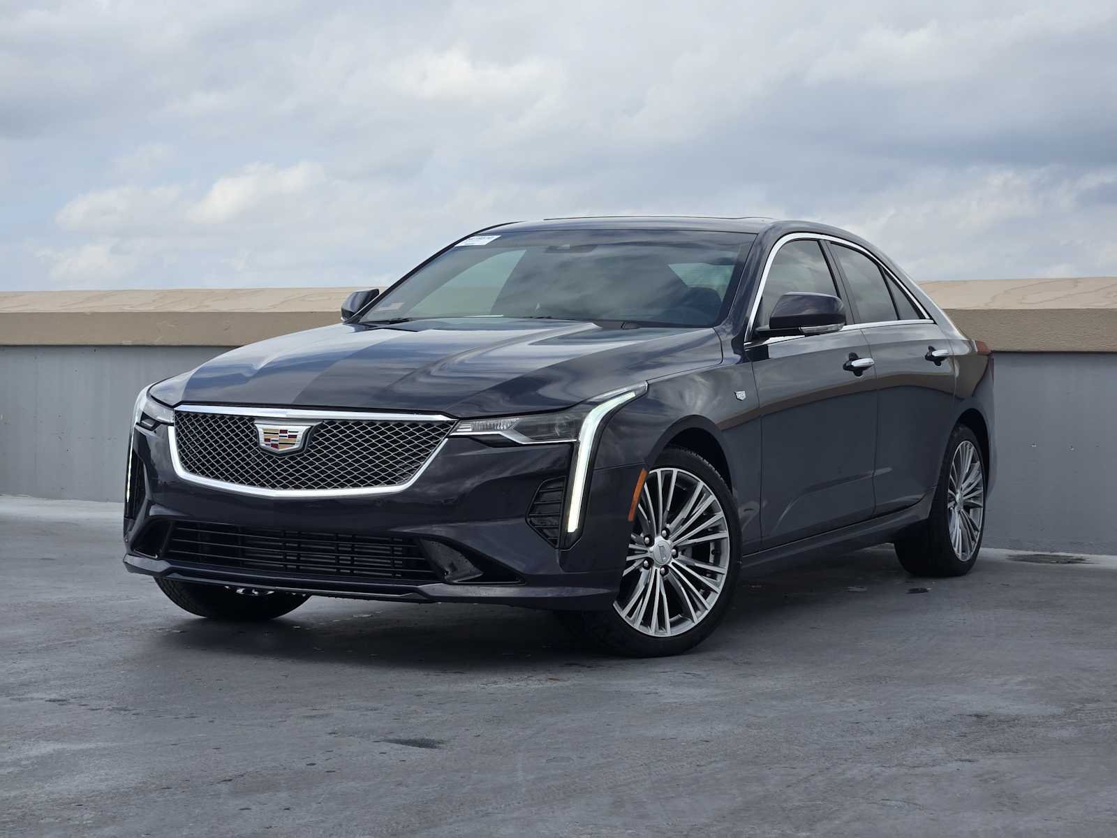 2025 Cadillac CT4