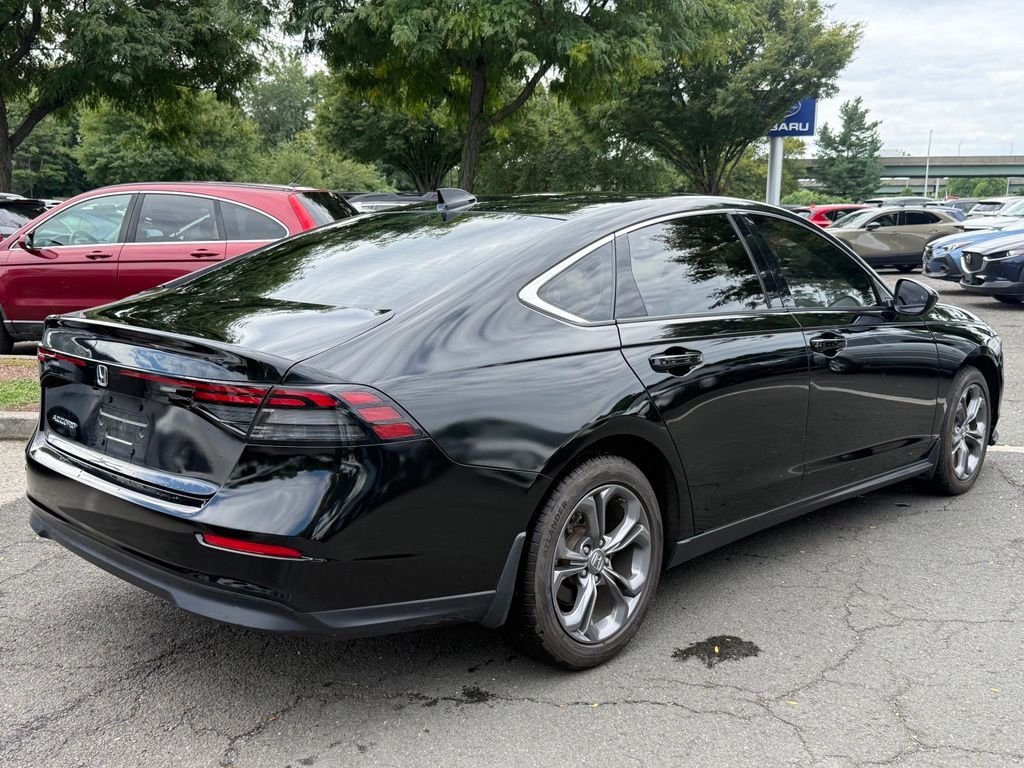 Used 2023 Crystal Black Pearl Honda EX image 6