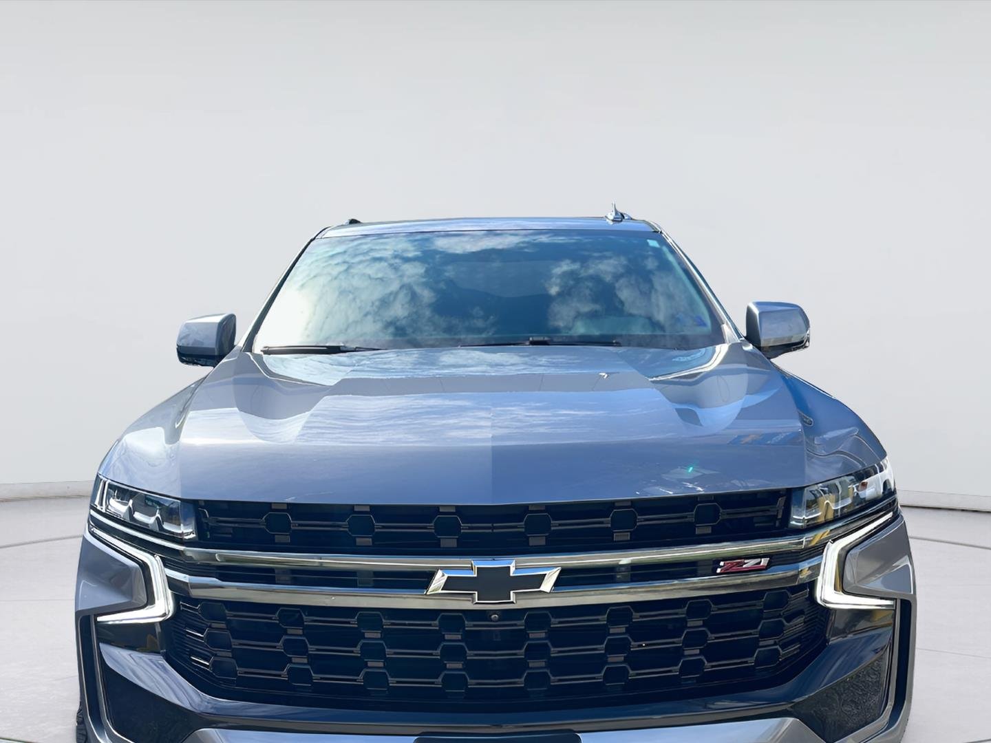 2022 Chevrolet Tahoe photo 3 of 8