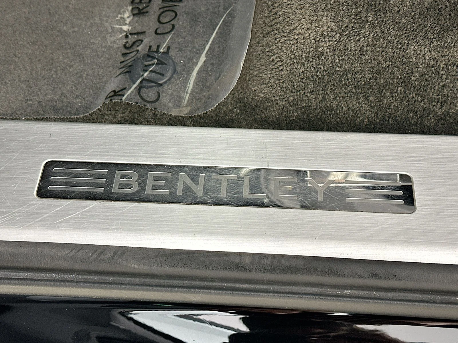 Used 2022 Black Bentley  image 51