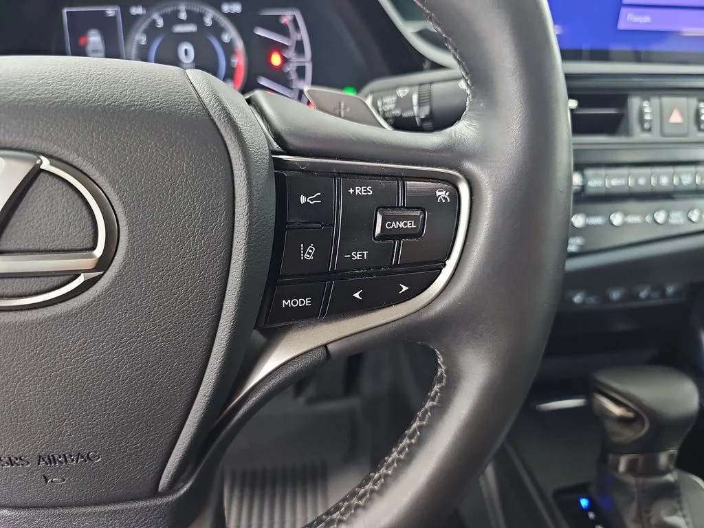 Used 2023 White Lexus 250 image 20