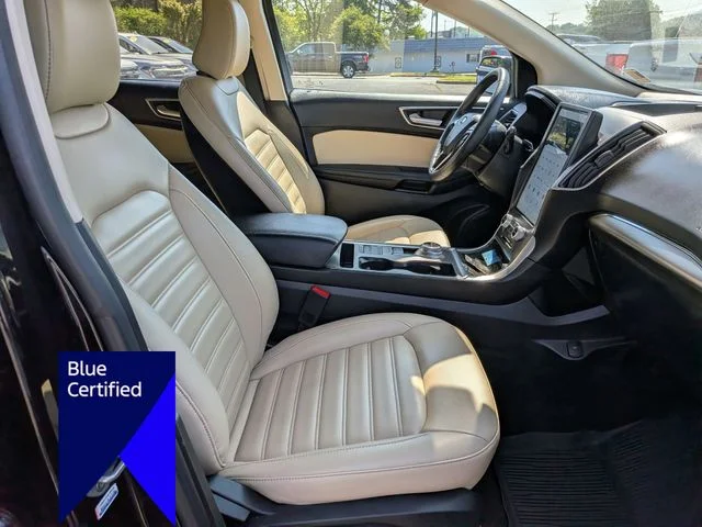 Used 2022 Black Ford SEL image 34
