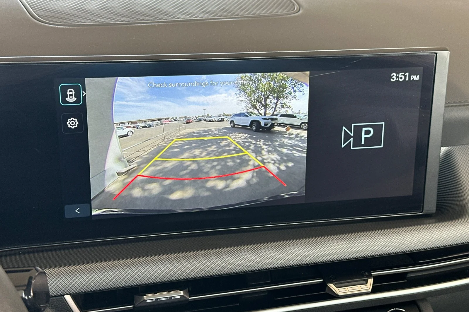 Used 2025 Black Hyundai SEL image 18