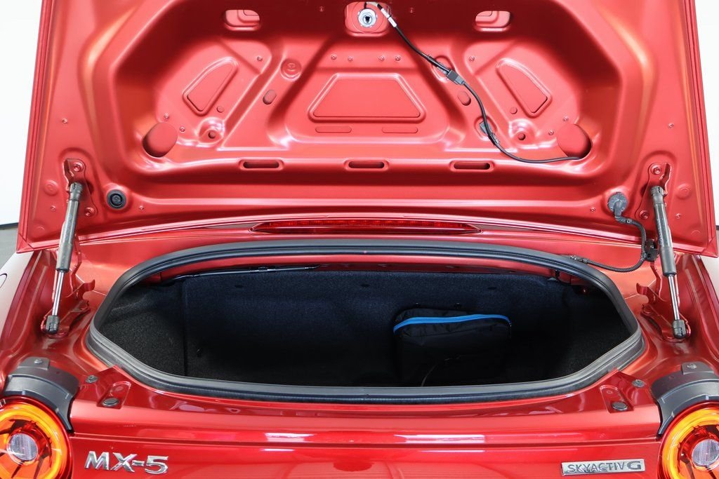 2025 Mazda MX-5 Miata Grand Touring - Photo 15