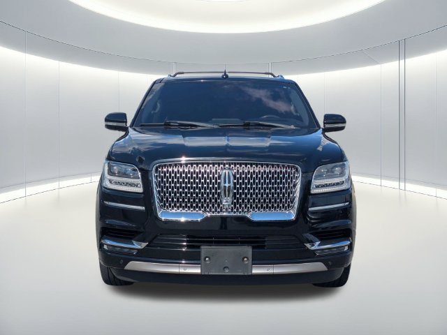 Used 2018 Black Lincoln Reserve image 9