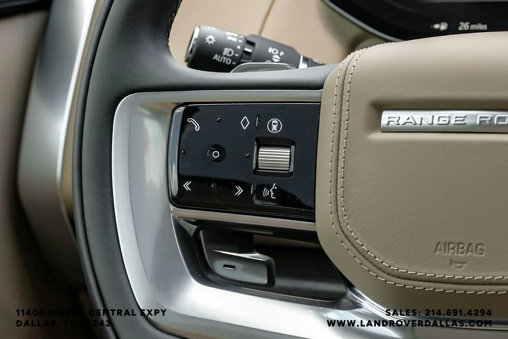 New 2026 Fuji White Land Rover SE image 18