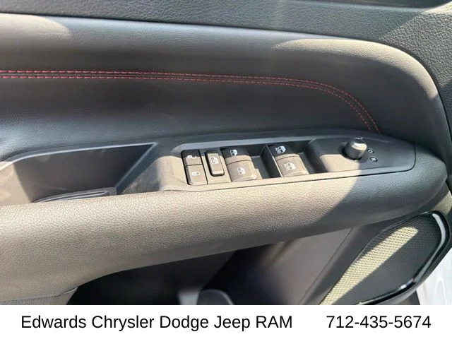 New 2026 White Jeep Trailhawk image 19
