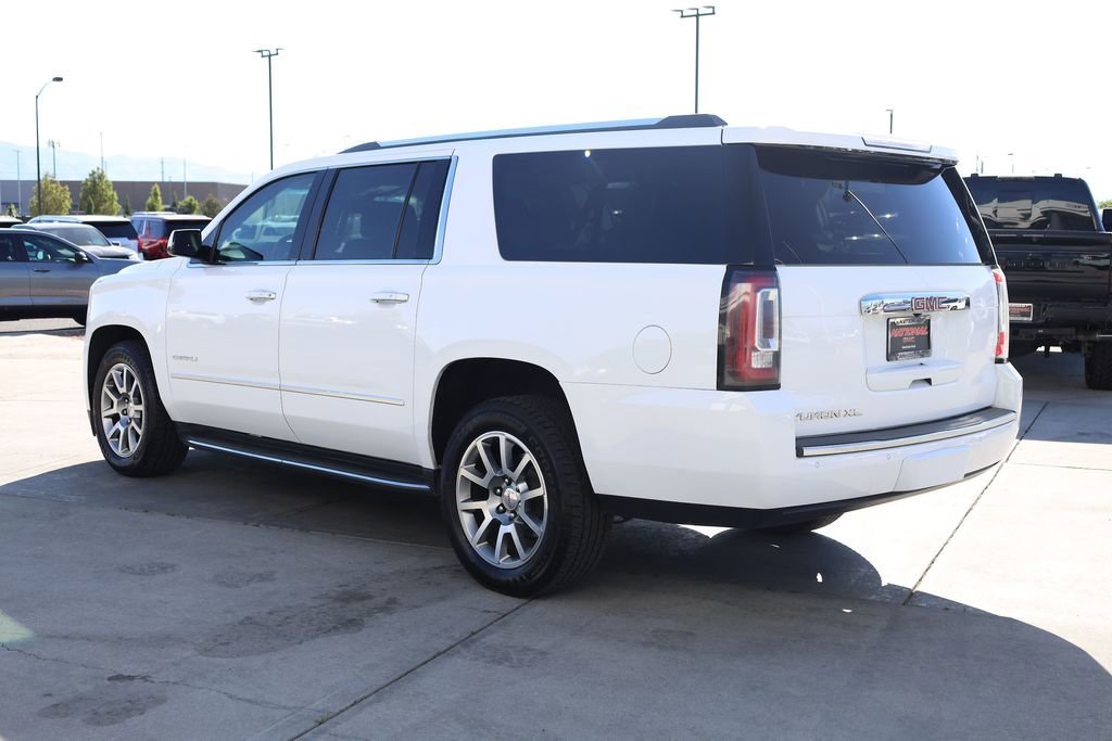 Used 2020 Summit White GMC Denali image 4