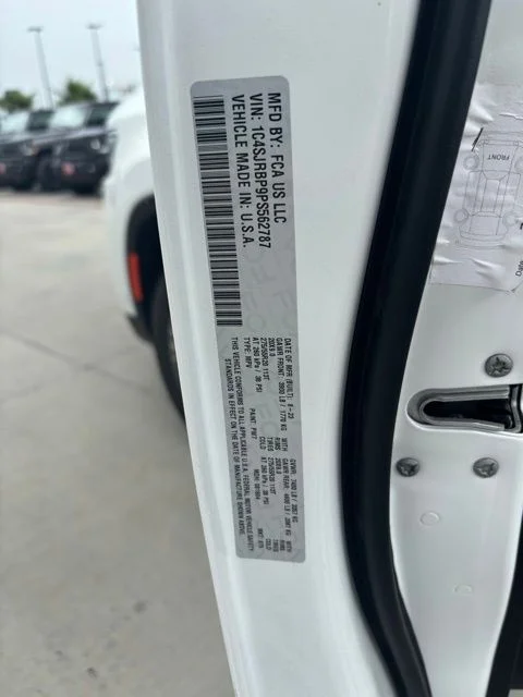Used 2023 White Jeep Series II image 14