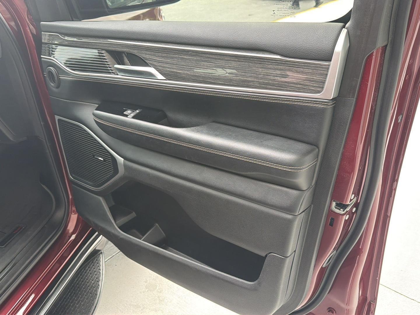 Used 2022 Velvet Red Pearlcoat Jeep Series II image 16