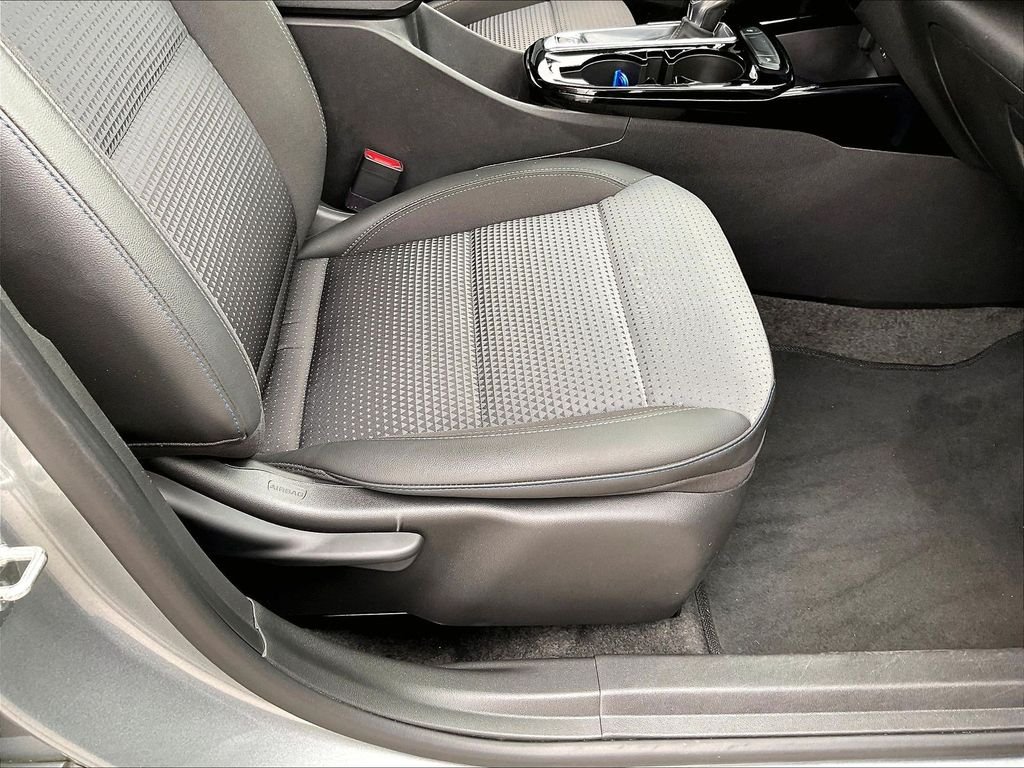 Used 2024 Sterling Gray Metallic Chevrolet LT image 35