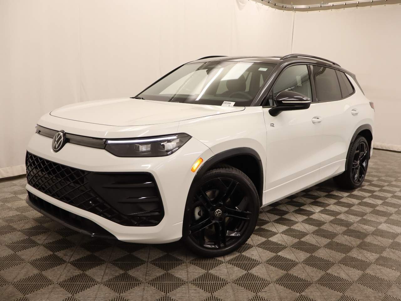 New 2026 Opal White w Volkswagen SE R-Line Black image 1