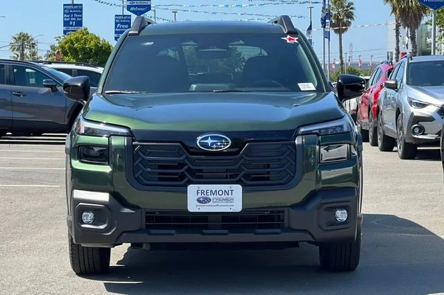 New 2026 DEEP EMERALD GREEN PEARL Subaru Limited image 6