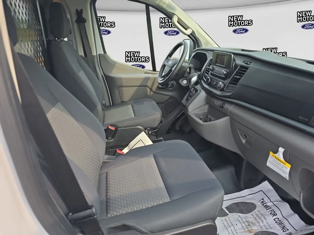 Used 2024 Oxford White Ford Base image 13