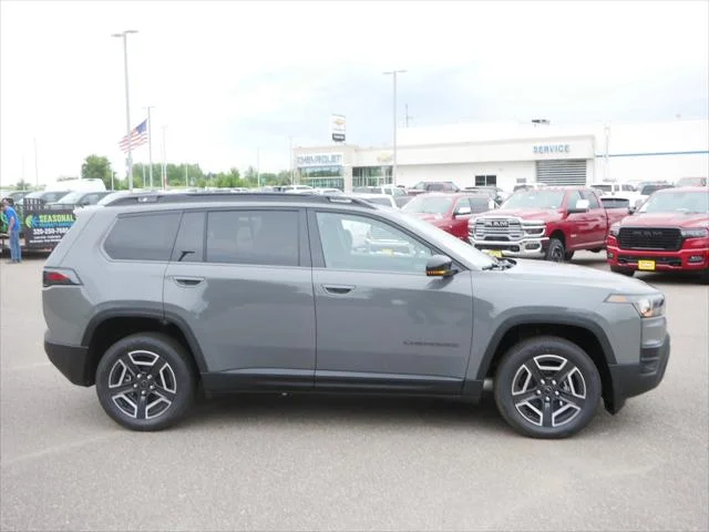 New 2026 Sting-Gray Clear-Coat Exterior Paint Jeep Limited image 2