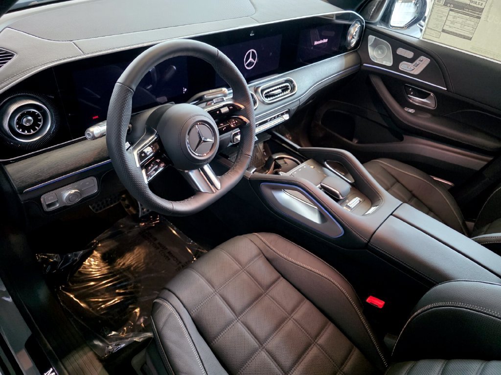 New 2027 MANUFAKTUR Alpine Grey Mercedes-Benz GLS 450 image 8