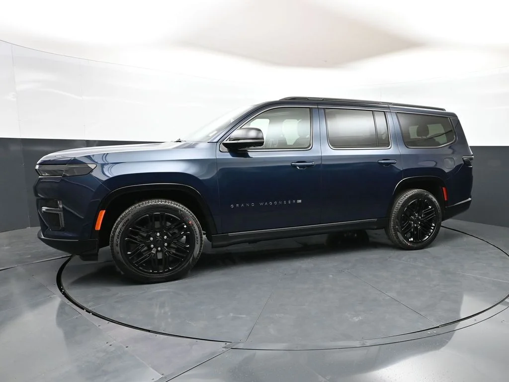 New 2026 Fathom Blue Pearl-Coat Exterior Paint (Late Availability) Jeep Limited Reserve image 7