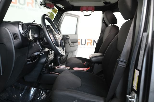 Used 2017 Gray Jeep Unlimited Sport image 14