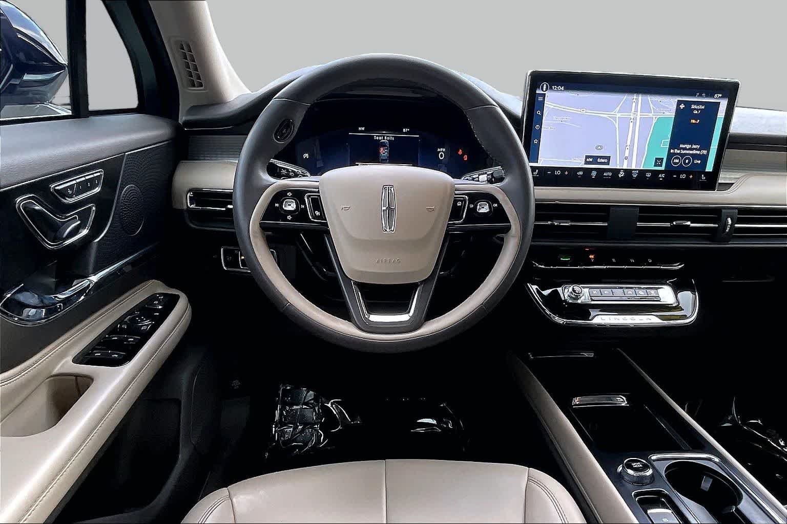 Pre-Owned 2023 Lincoln Corsair Standard