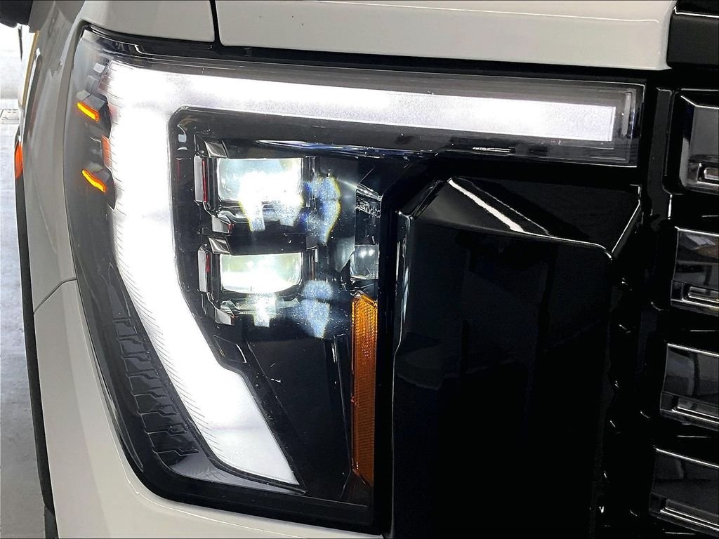 Used 2025 Summit White GMC Denali Ultimate image 32