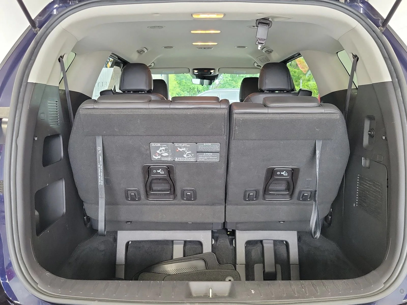 Certified Used 2022 Blue Kia LXS image 30