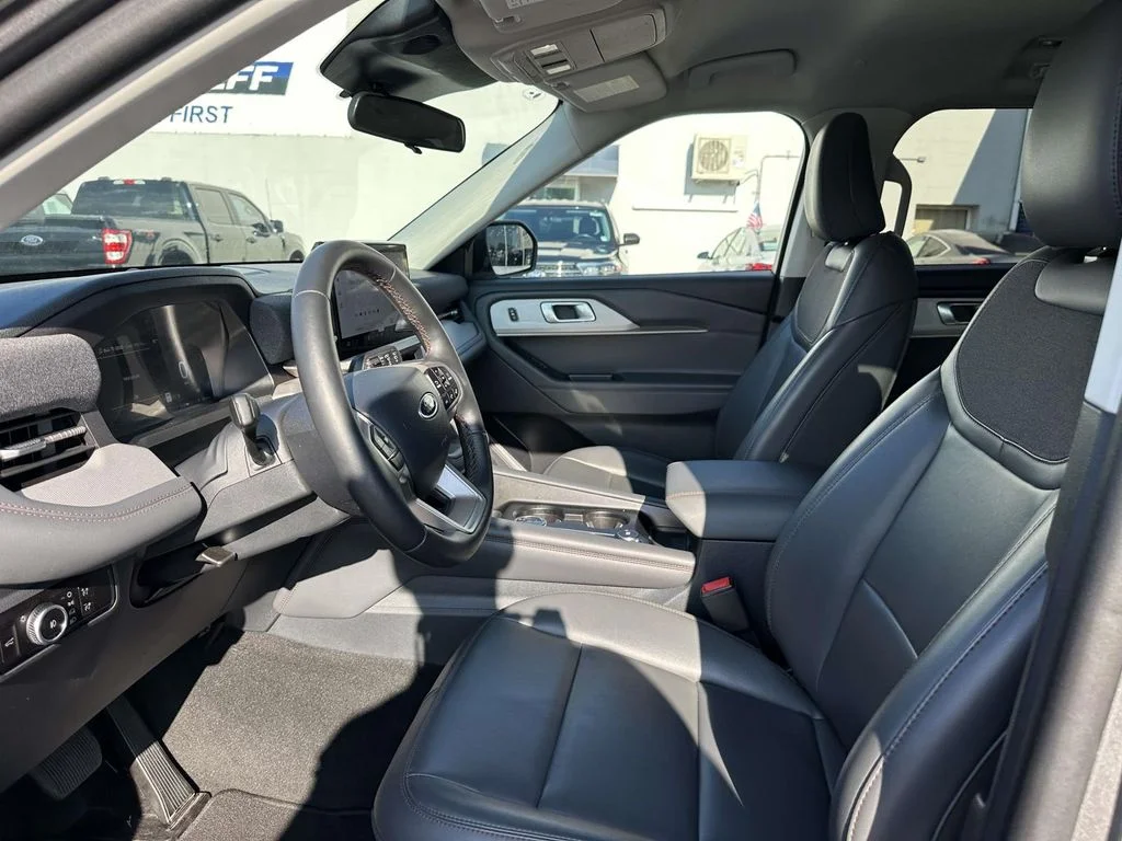 Used 2026 Gray Metallic Ford Active image 21