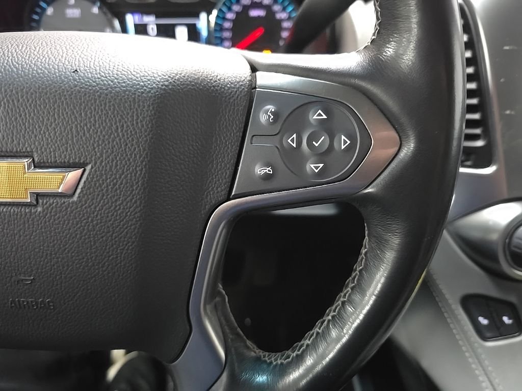 Used 2019 Silver Chevrolet LT image 23