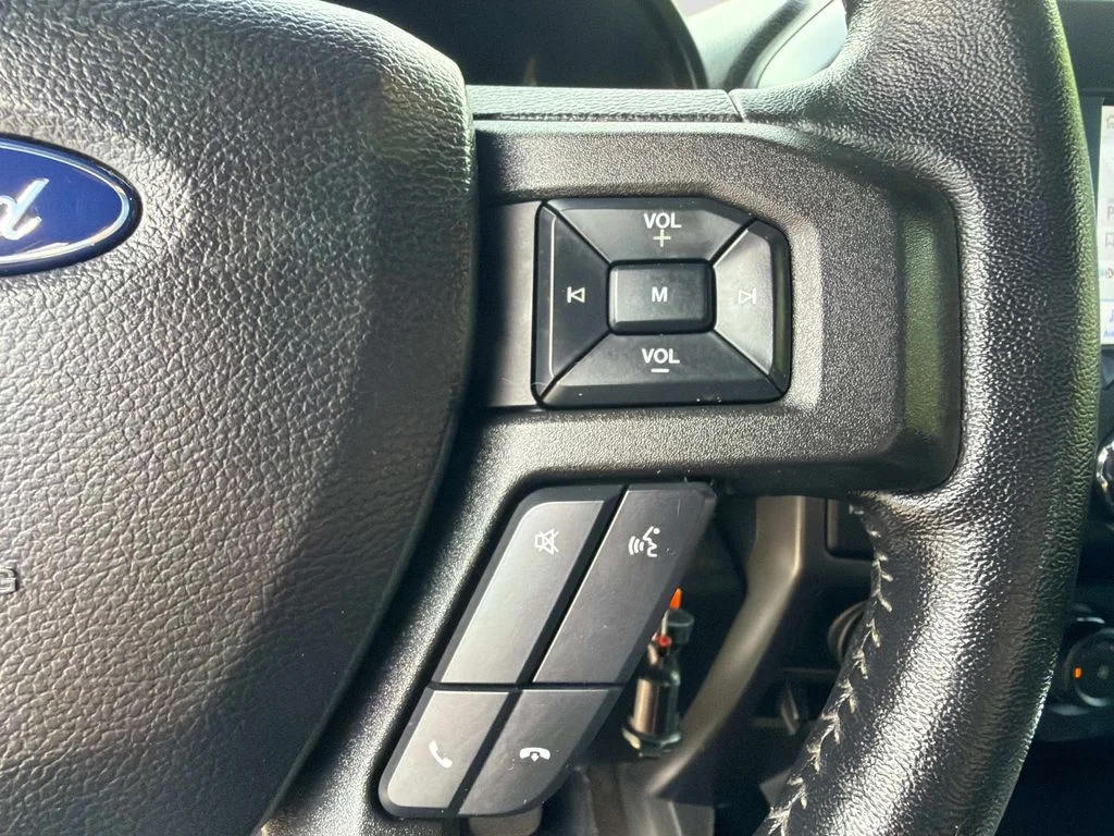 Used 2020 White Ford XLT image 28