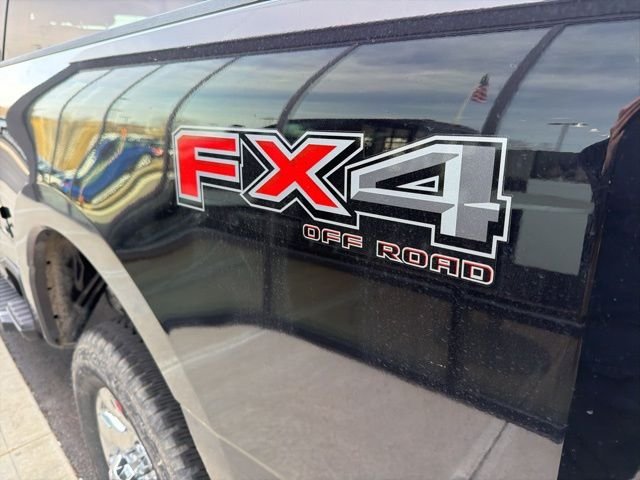 New 2026 Agate Black Metallic Ford F-350® Lariat® image 7