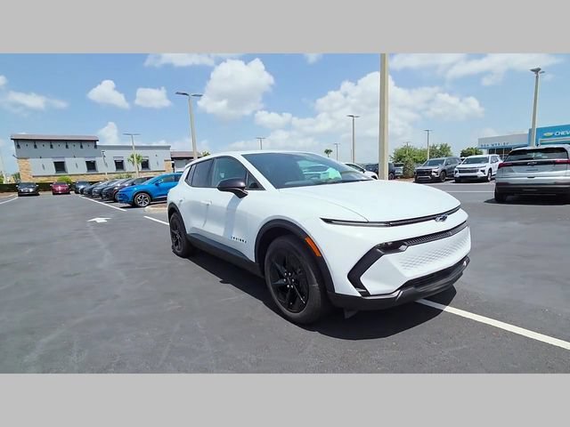 New 2026 Summit White Chevrolet LT image 28