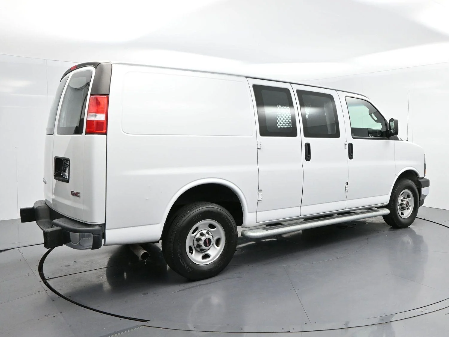 Used 2024 Summit White GMC Work Van image 7