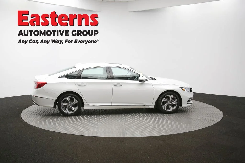 Used 2020 White Honda EX-L image 44