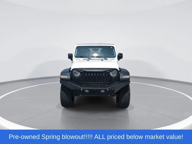 Used 2018 White Jeep Unlimited Sport S image 3
