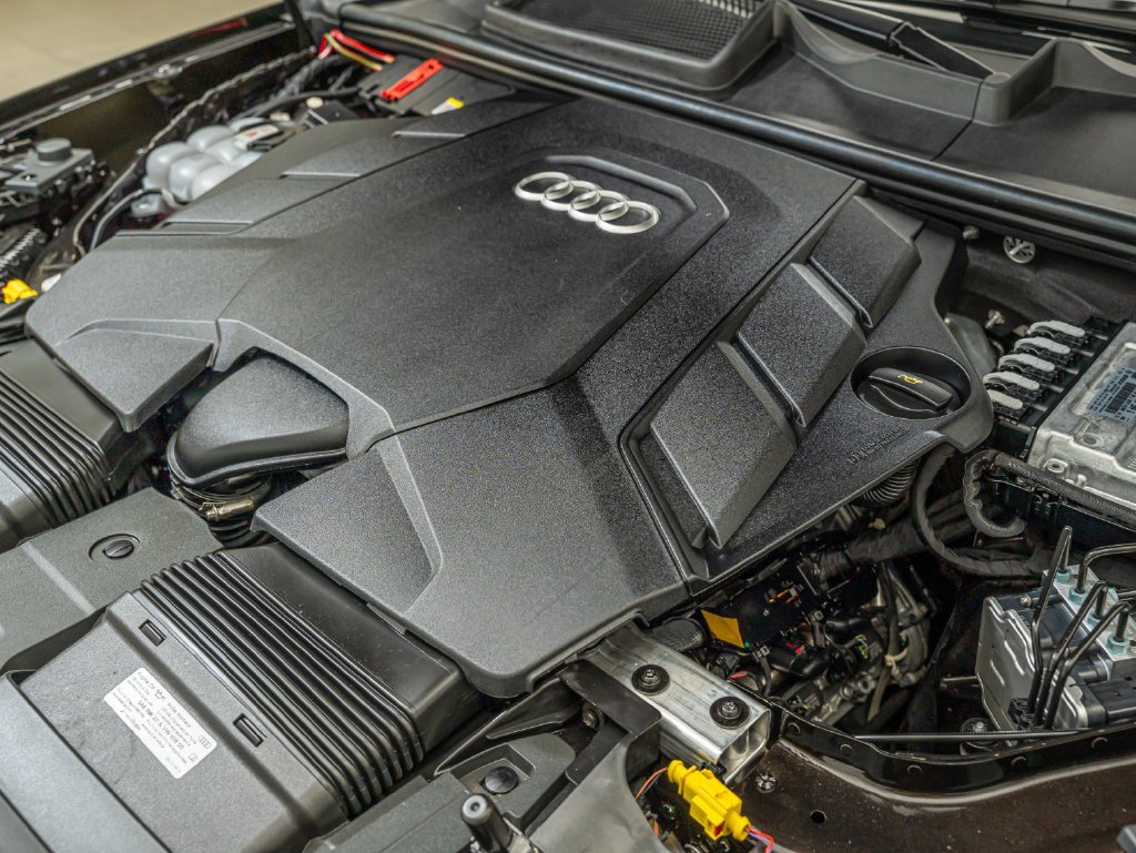 Used 2025 Tamarind Brown Metallic Audi 55 Prestige image 51