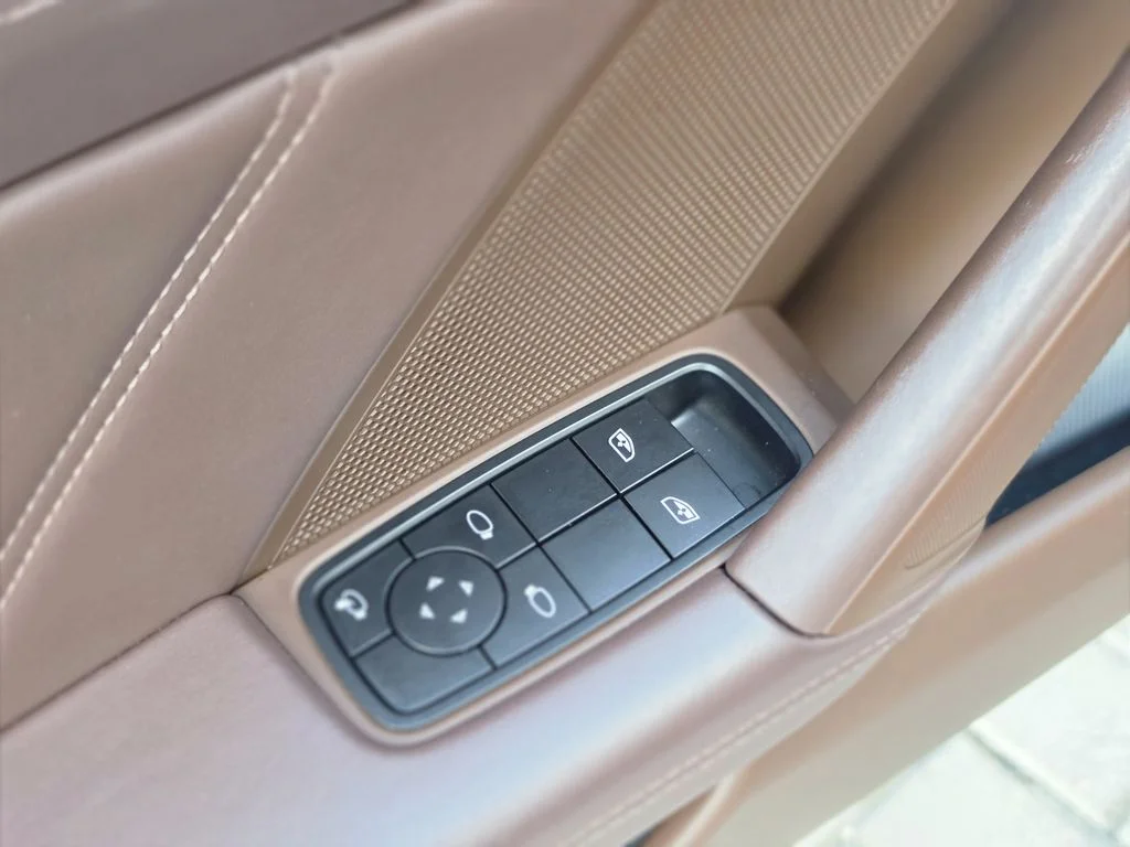Used 2022 Green Porsche Turbo image 12