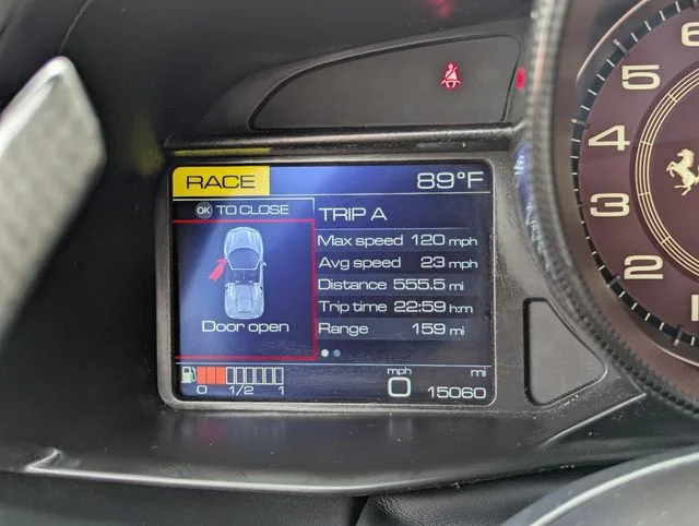 Used 2018  Ferrari Base image 31