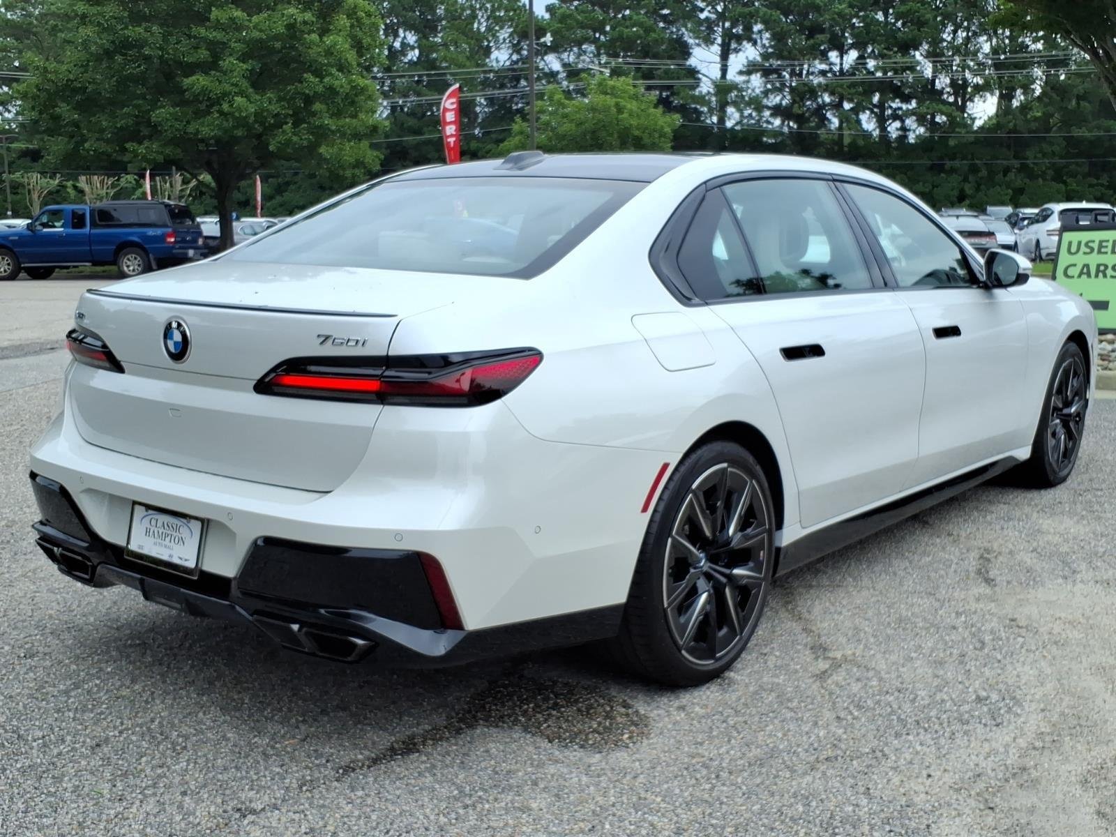Used 2025 Mineral White Metallic BMW 760i xDrive image 8