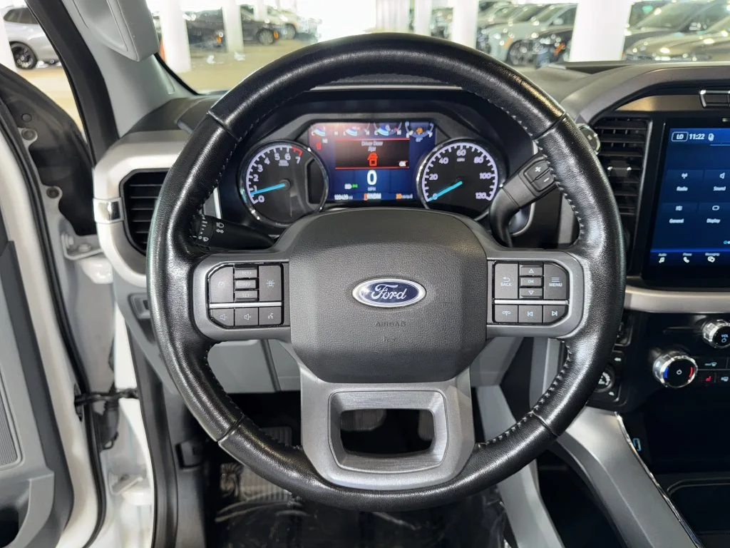 Used 2022 White Ford XLT image 25