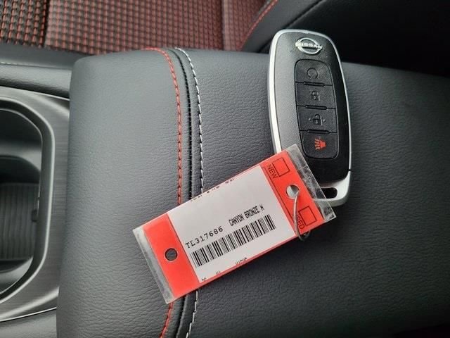 2026 Nissan KICKS SR - Photo 28