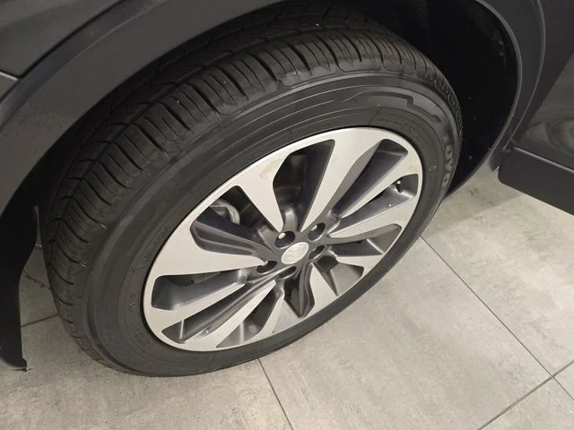 Used 2017 Graphite Gray Metallic Buick Essence image 36