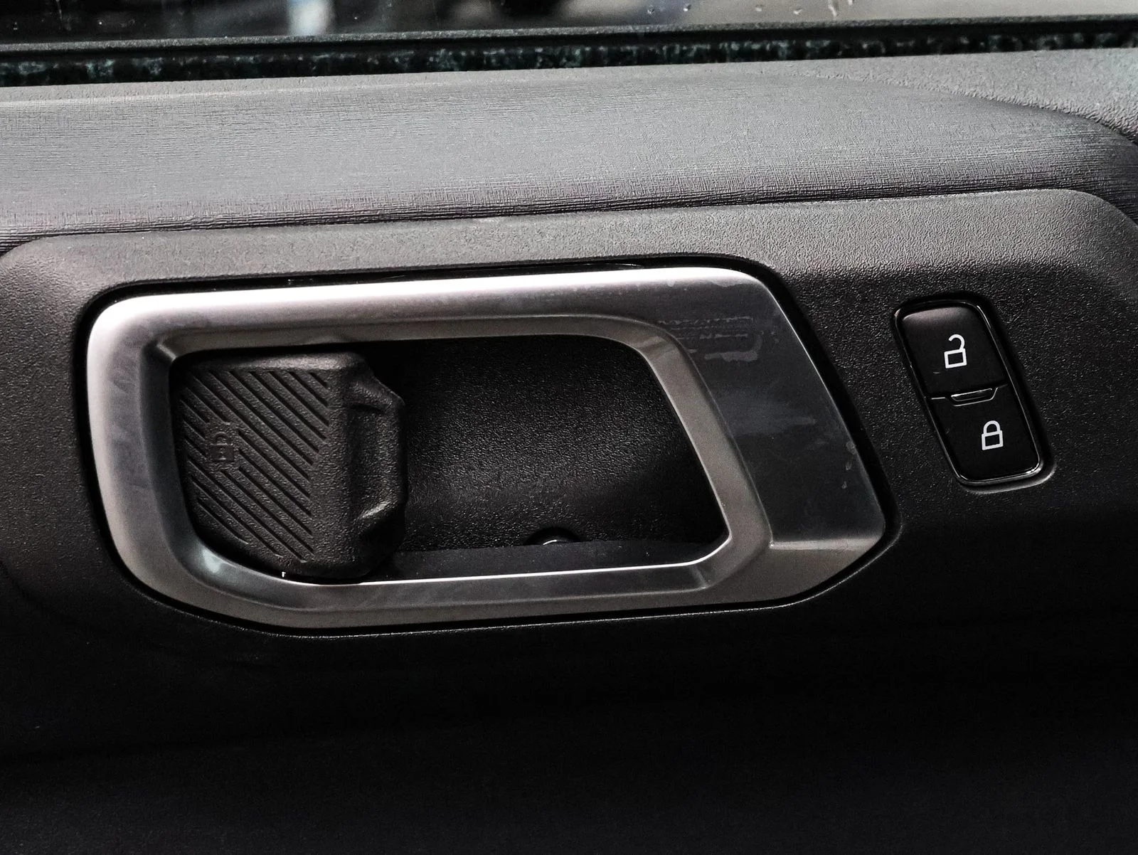 New 2026 Avalanche Gray Ford Badlands® image 20
