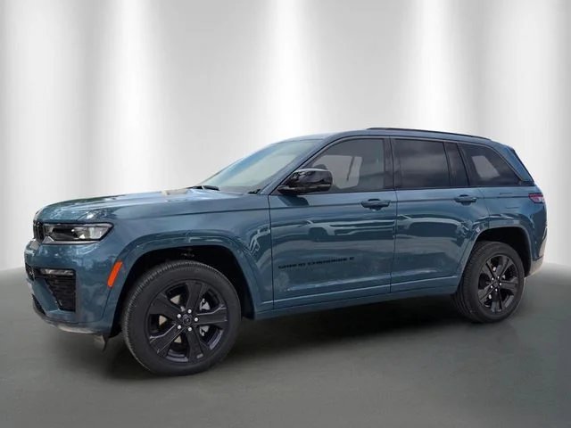 New 2027 Steel Blue Paint Jeep Limited Reserve image 2