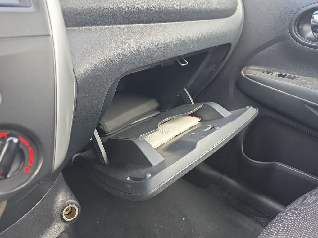 Used 2019 Gray Nissan 1.6 SV image 30
