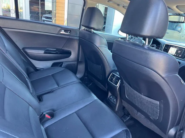 Used 2021 White Kia EX image 27