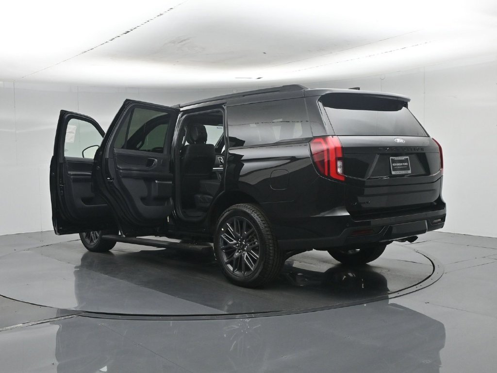 New 2027 Agate Black Metallic Ford Platinum image 38