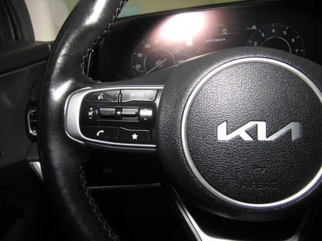 Used 2024 Gravity Gray Kia SX-Prestige image 5