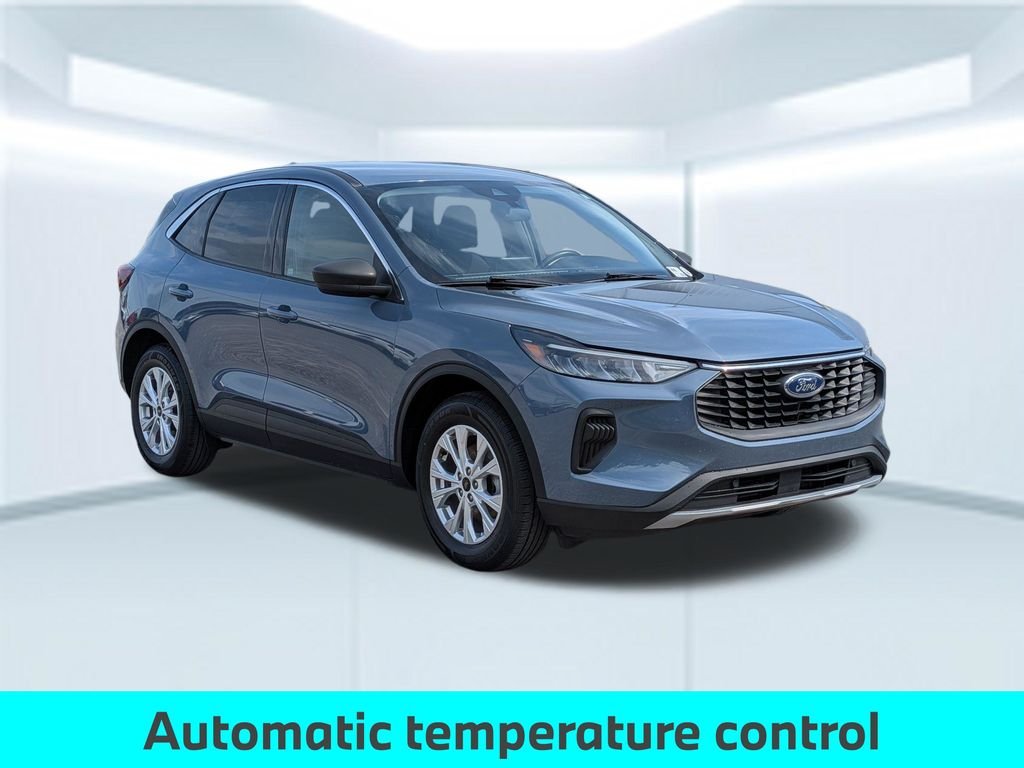 Used 2024 Blue Ford Active image 9