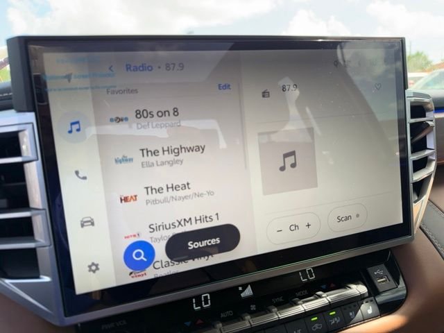 2025 Toyota Tundra 1794 Edition - Photo 22
