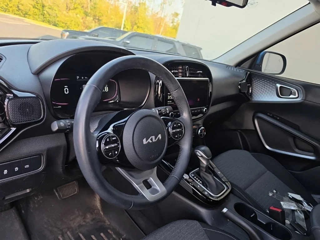 Used 2024 Blue Kia EX image 14